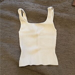 Aritzia sculpt knit tank